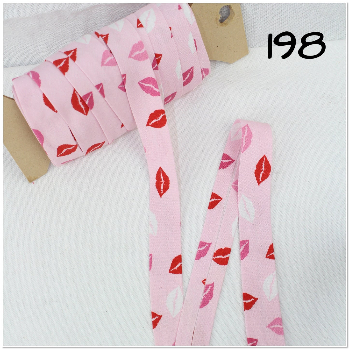Bias Binding (Tape) 25mm, Cotton, Single Fold, lips. Fusible iron on available.