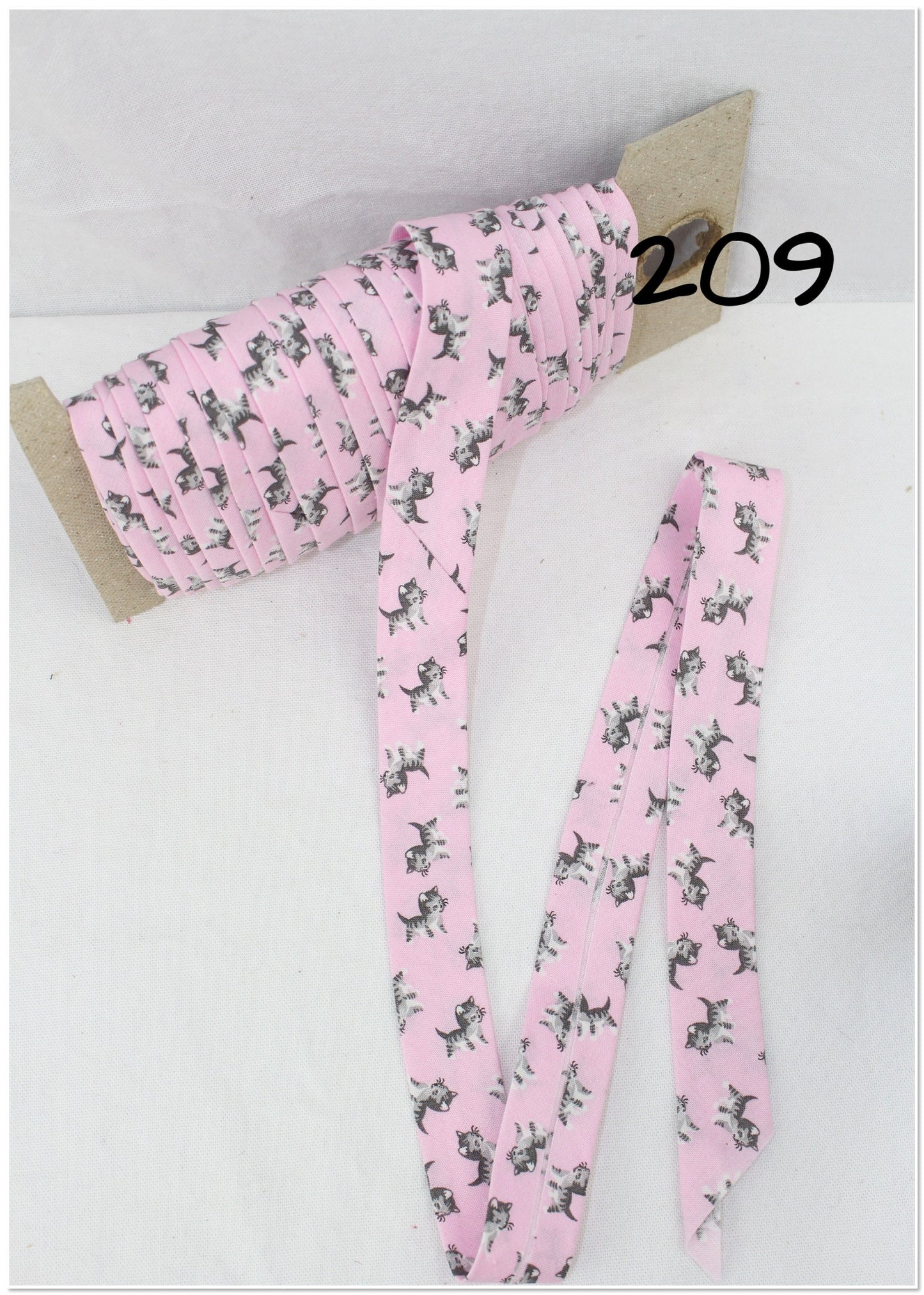 Bias Binding (Tape) 25mm, Cotton, Single Fold, cows and moon, kittens, lobsters, patterned. Fusible iron on available.
