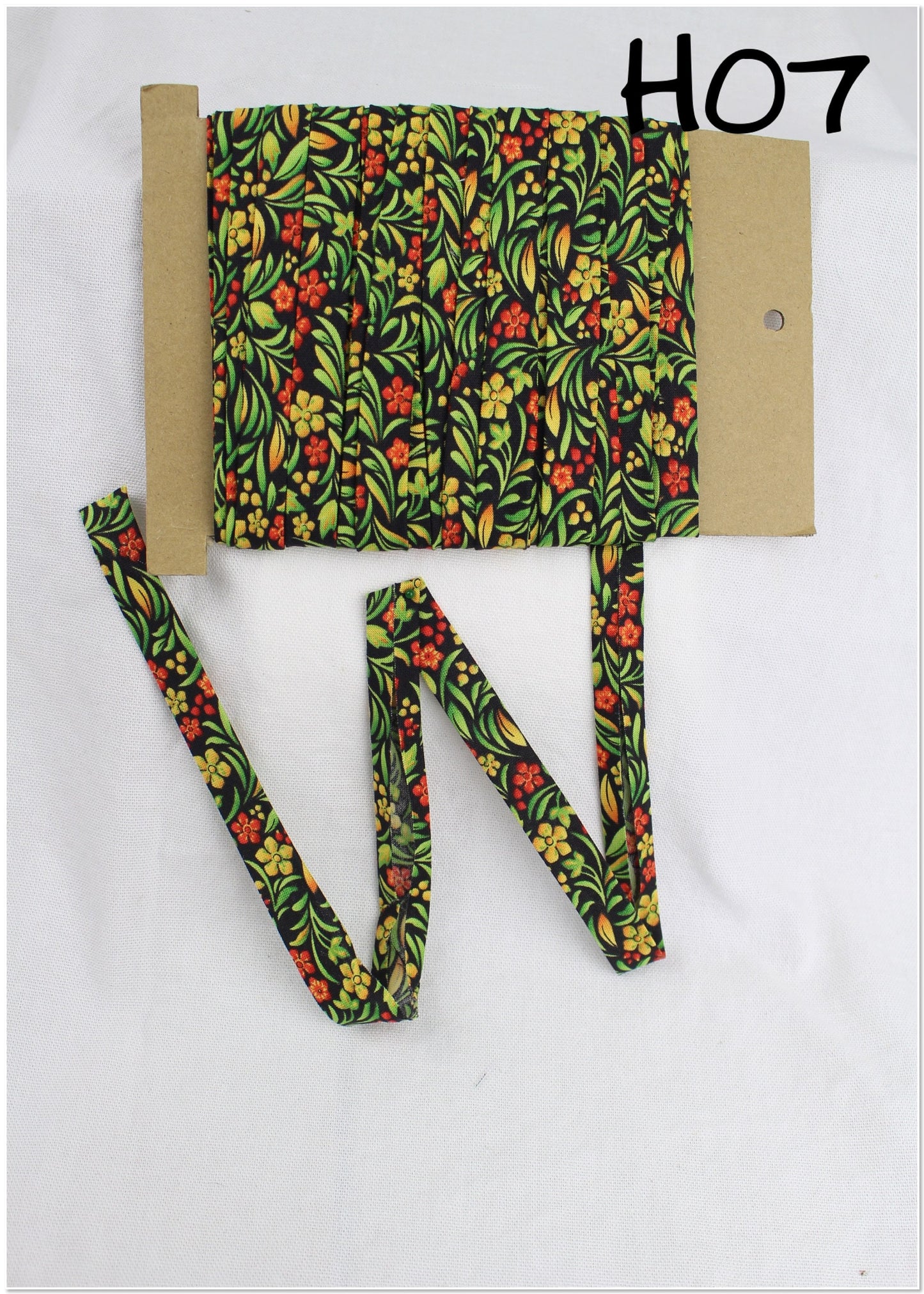 Bias Binding (Tape) 12mm, Cotton, Single Fold, blenders flowers. Fusible iron on available.