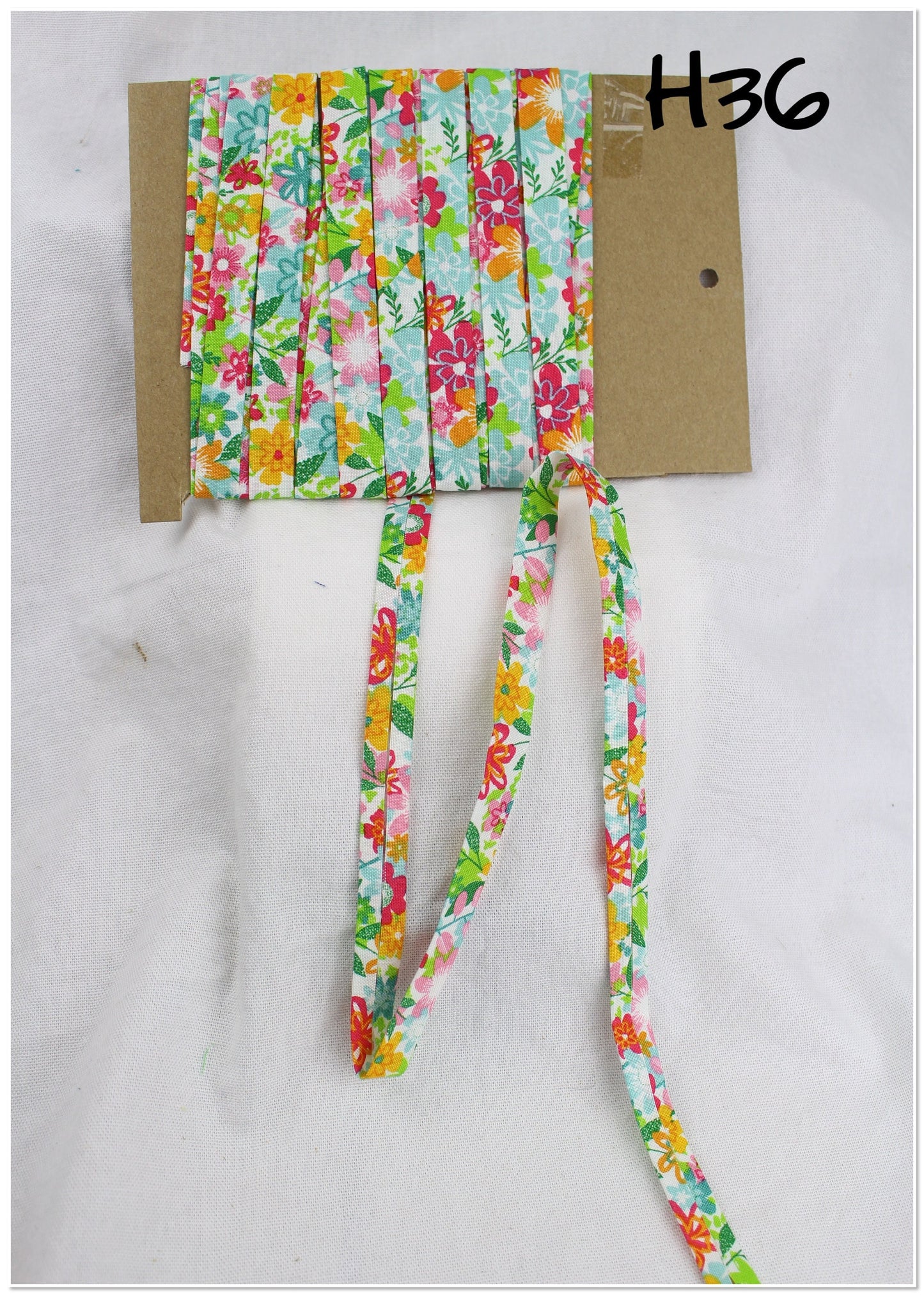 Bias Binding (Tape) 12mm, Cotton, Single Fold, flowers, floral. Fusible iron on available.