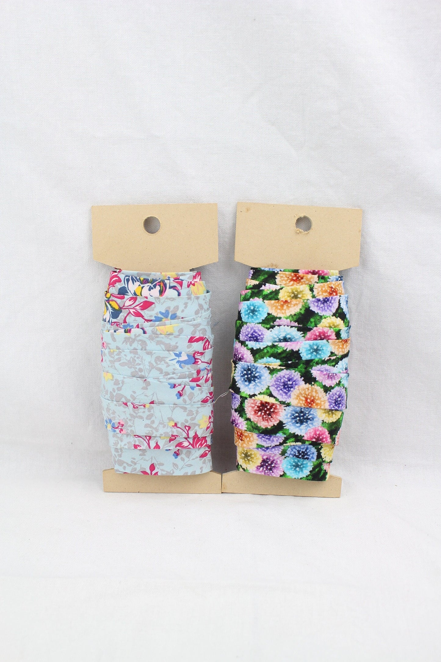 Bias Binding (Tape) 25mm, Cotton, Single Fold, floral, flowers. Fusible iron on available.