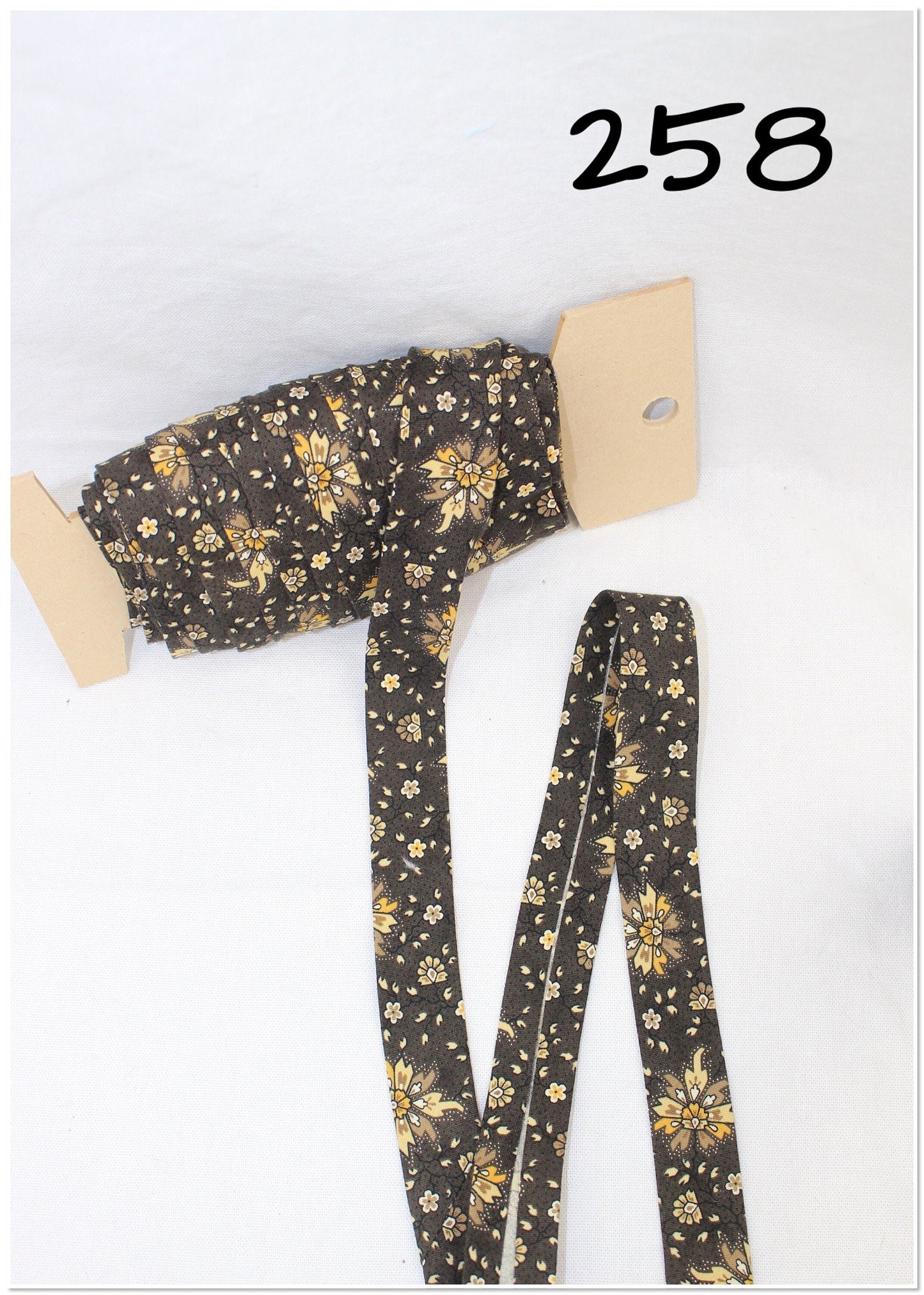 Bias Binding (Tape) 25mm, Cotton, Single Fold, flies, autumn. Fusible iron on available.