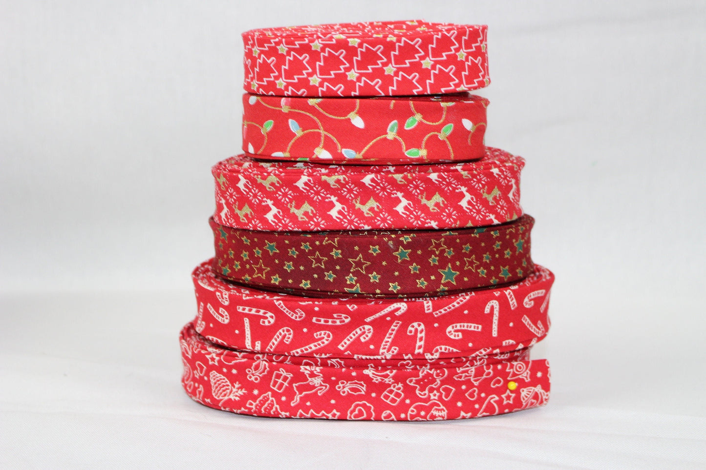 Christmas red bia/tape/binding/(fusible iron on available)/single fold/1 inch wide (1m)reindeer/candy canes/trees/Christmas/lights star