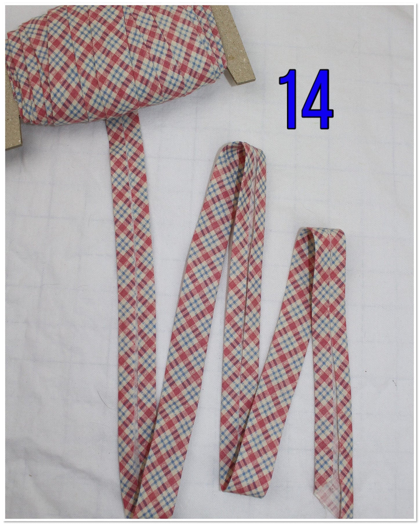 Bias Binding (Tape) 25mm, Cotton, Single Fold, plaid. Fusible iron on available.