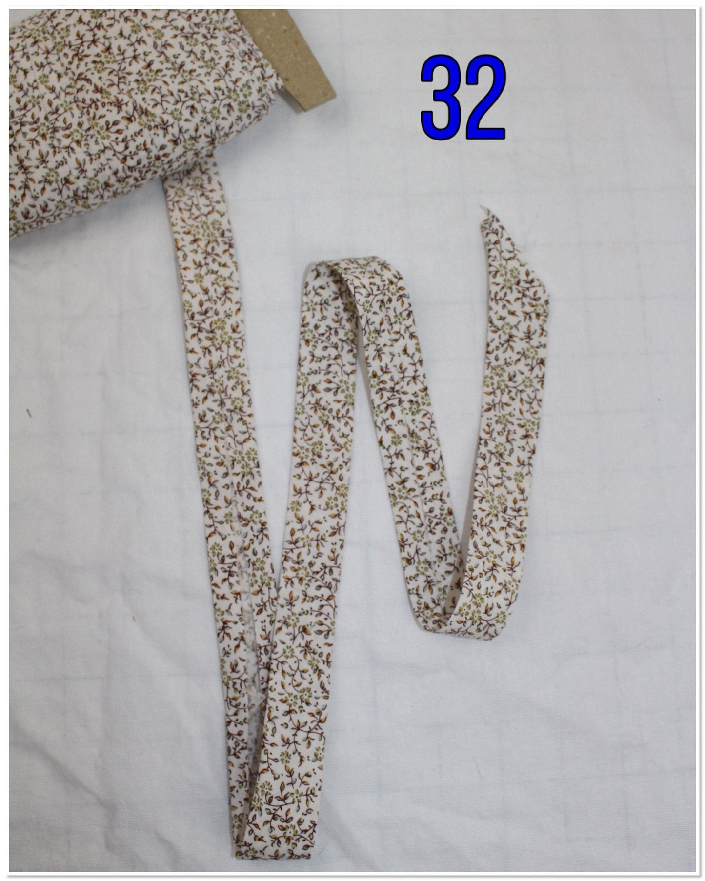 Bias Binding (Tape) 25mm, Cotton, Single Fold, floral. Fusible iron on available.