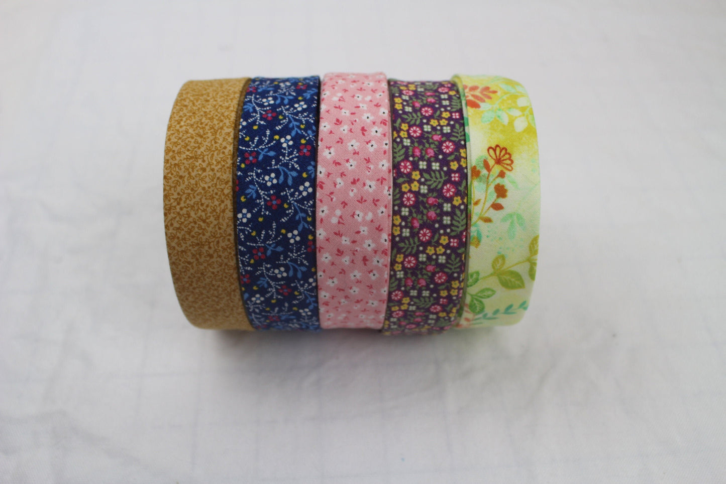 Bias Binding (Tape) 25mm, Cotton, Single Fold, flowers, floral. Fusible iron on available.
