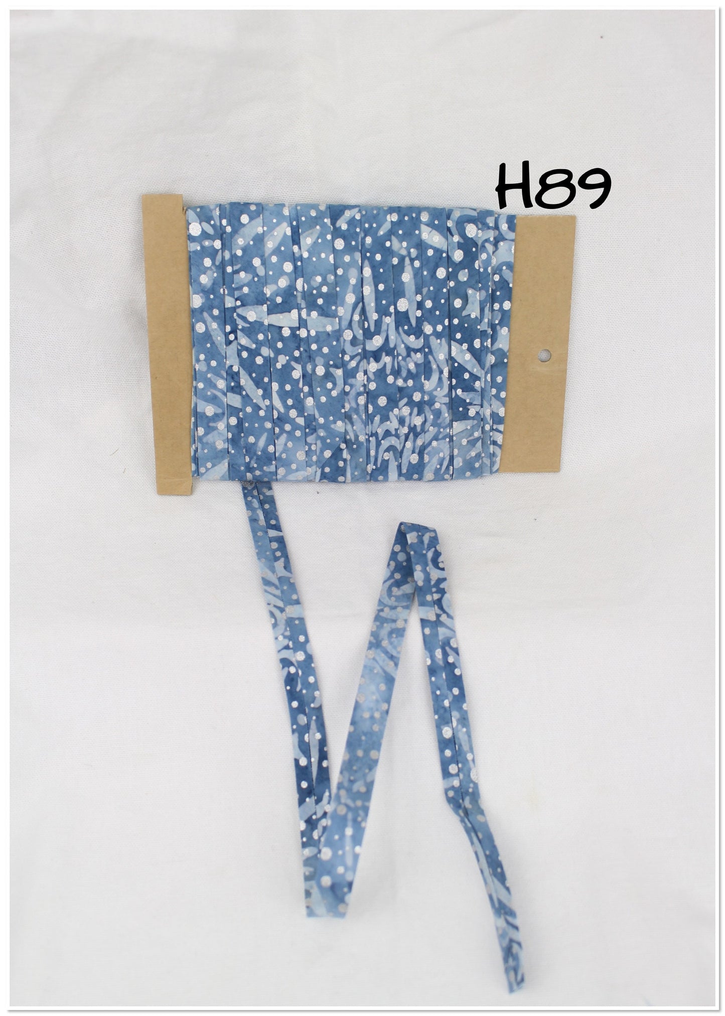 Bias Binding (Tape) 12mm, Cotton, Single Fold, batik. Fusible iron on available.