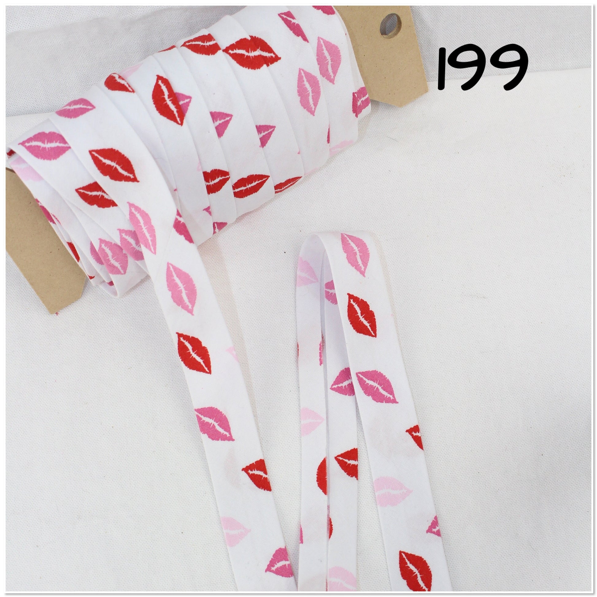 Bias Binding (Tape) 25mm, Cotton, Single Fold, lips. Fusible iron on available.