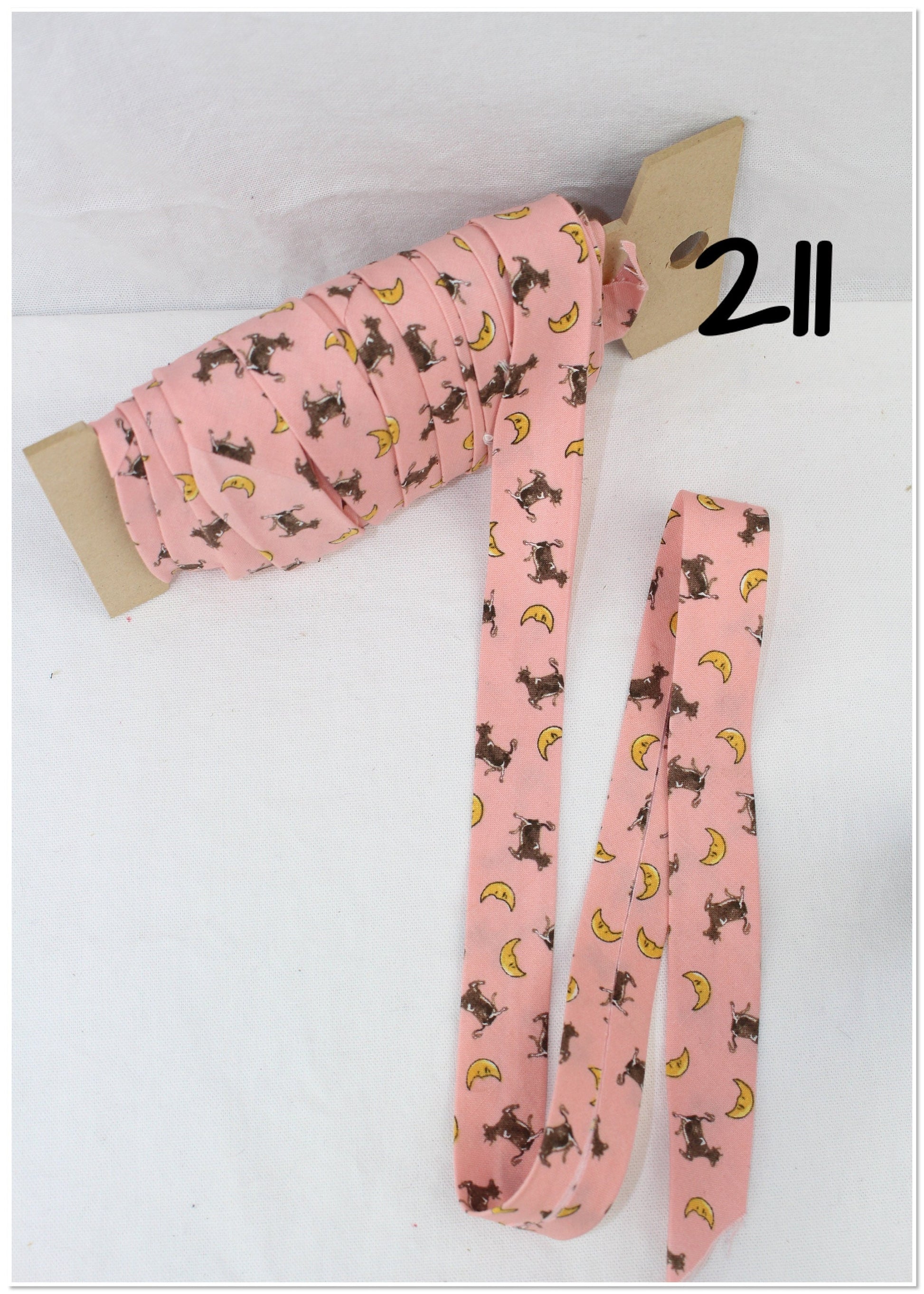 Bias Binding (Tape) 25mm, Cotton, Single Fold, cows and moon, kittens, lobsters, patterned. Fusible iron on available.